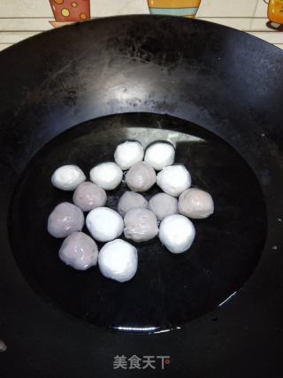 脚挨肉丸汤的做法步调：4