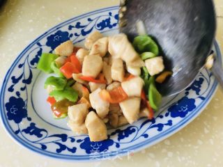 单椒鸡丁的做法步调：12