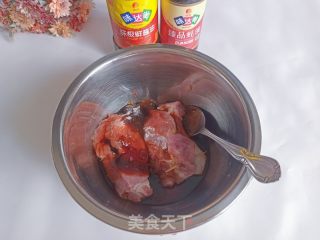 咸蛋黄叉烧肉的做法步调：4