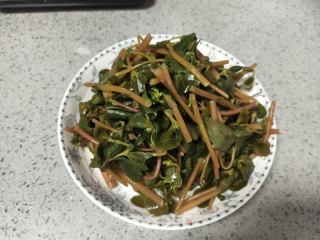 凉拌马齿菜的做法步调：4