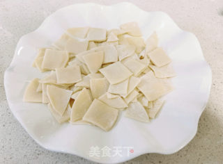 饺子皮锅巴的做法步调：3