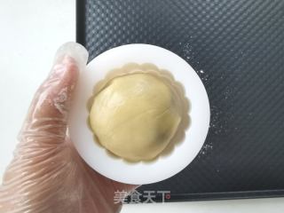 风炉版：椒盐乌芝麻广式月饼，咸喷鼻！饼皮通用哦！的做法步调：11