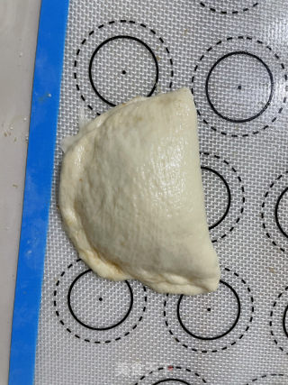 云朵肉紧里包的做法步调：11