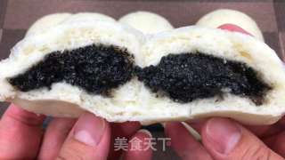 芝麻流心包，喷鼻飘四溢，柔嫩有弹性。的做法步调：23