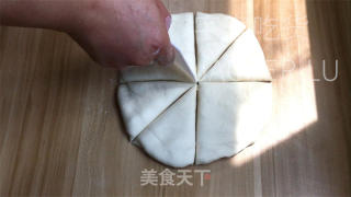 芝麻流心包，喷鼻飘四溢，柔嫩有弹性。的做法步调：14