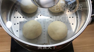 芝麻流心包，喷鼻飘四溢，柔嫩有弹性。的做法步调：19
