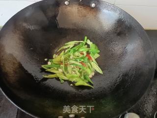 青椒炒千张的做法步调：2