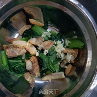 油菜拌油渣的做法步调：9