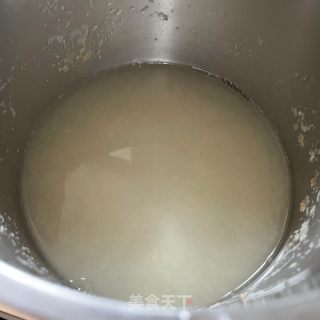 蜜梨银耳汤的做法步调：7