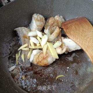 白烧鳕鱼的做法步调：9