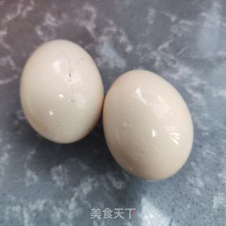 番茄鸡蛋汤年糕的做法步调：2