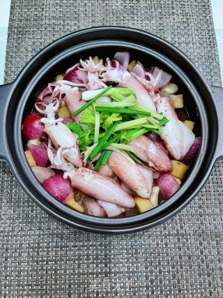 小管鱿鱼煲的做法步调：11