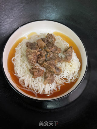 牛腩蒸米粉的做法步调：14