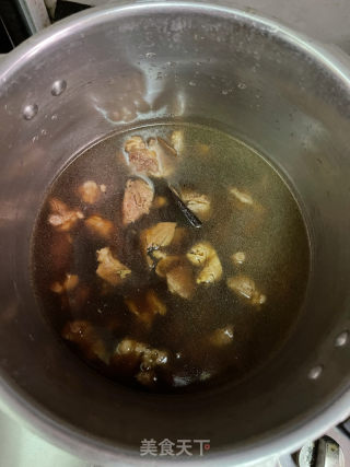 牛腩蒸米粉的做法步调：10