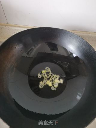 鸡片炒冬笋的做法步调：4