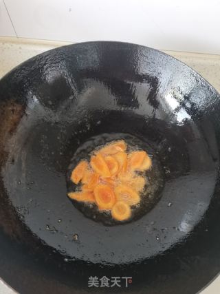 鸡片炒冬笋的做法步调：6