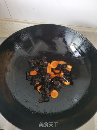 鸡片炒冬笋的做法步调：7
