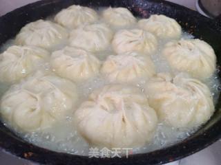 酸菜肉沫死煎包的做法步调：9
