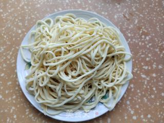 北瓜豆角焖里的做法步调：4