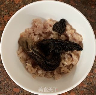 家常肥肉羊肚菌汤的做法步调：5