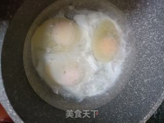 白糖火煮蛋的做法步调：3