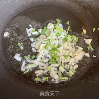 老干妈炒藕丝的做法步调：4