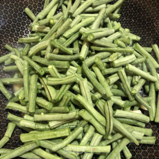 豇豆炒土豆的做法步调：4