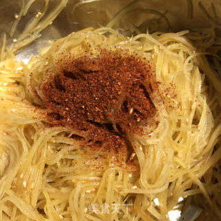 拌土豆丝的做法步调：5