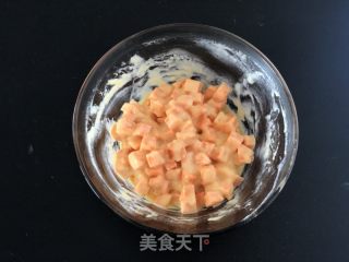 奶喷鼻白薯饼的做法步调：3