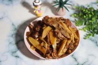 老姜焖鸭的做法步调：10