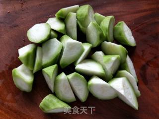 丝瓜花甲汤的做法步调：2
