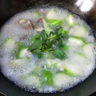 丝瓜花甲汤的做法步调：10