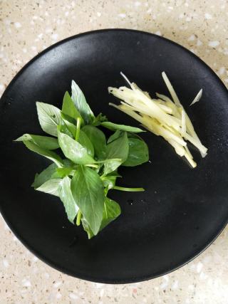 丝瓜花甲汤的做法步调：3