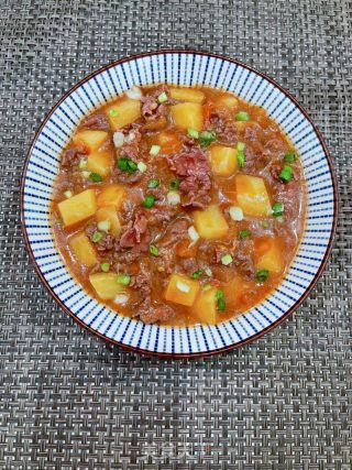 番茄土豆牛肉锅的做法步调：11