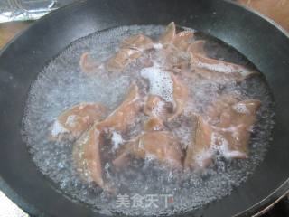 佛脚瓜肉馅荞麦饺子的做法步调：16