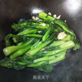 爆炒油菜心的做法步调：7