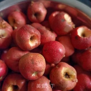 冰糖蒸山查的做法步调：2