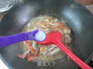 梭子蟹煮魔芋结的做法步调：10