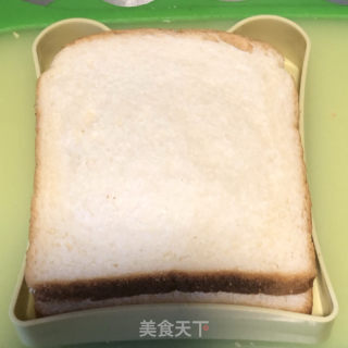 便利早饭鸡蛋三明治的做法步调：10