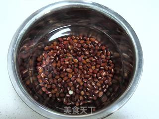 白豆芋头汤的做法步调：1