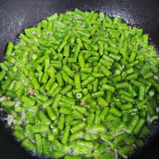 鸡蛋肉终炒豇豆的做法步调：9