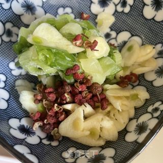 包菜炒鸡胸肉的做法步调：4
