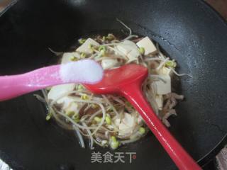 肉丝黄芽菜煮豆腐的做法步调：8