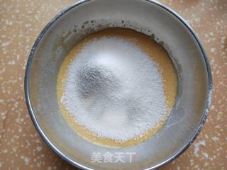 北瓜黄桃夹心蛋糕的做法步调：5