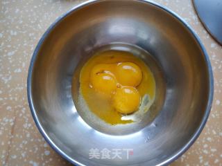 北瓜黄桃夹心蛋糕的做法步调：3