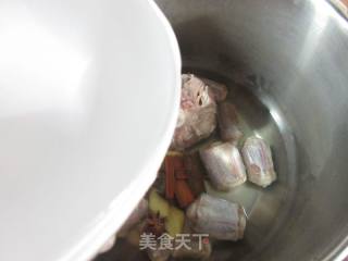 白烧牛尾的做法步调：4
