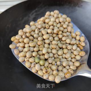 黄豆焖猪蹄的做法步调：7