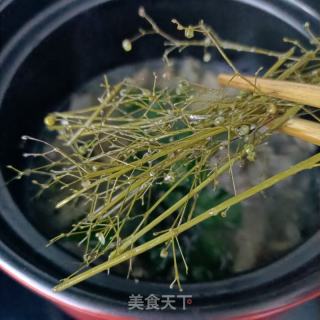 土着土偶参鸡腿菇炖排骨的做法步调：16