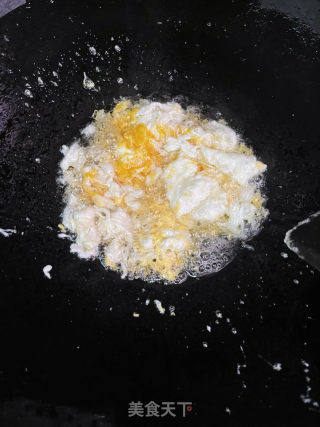 炒螺丝粉的做法步调：5