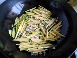 北瓜豆腐炒肉丝的做法步调：5